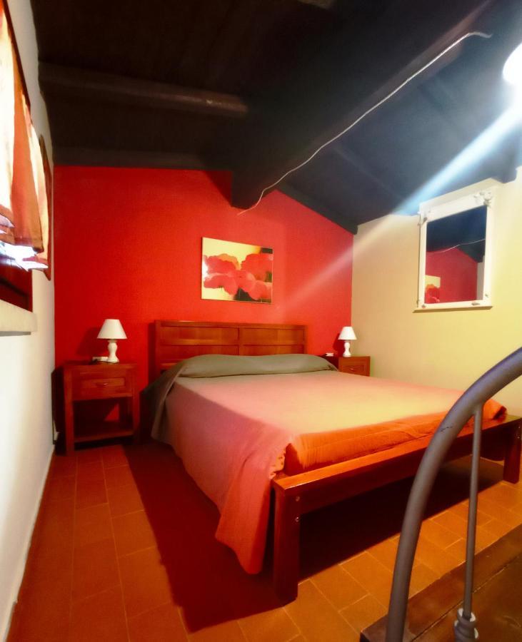 B&B Badde Cubas Usini Buitenkant foto